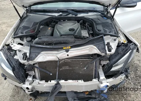 2017 Mercedes-Benz C 300 from USA, damaged, VIN 55SWF4JBXHU201321